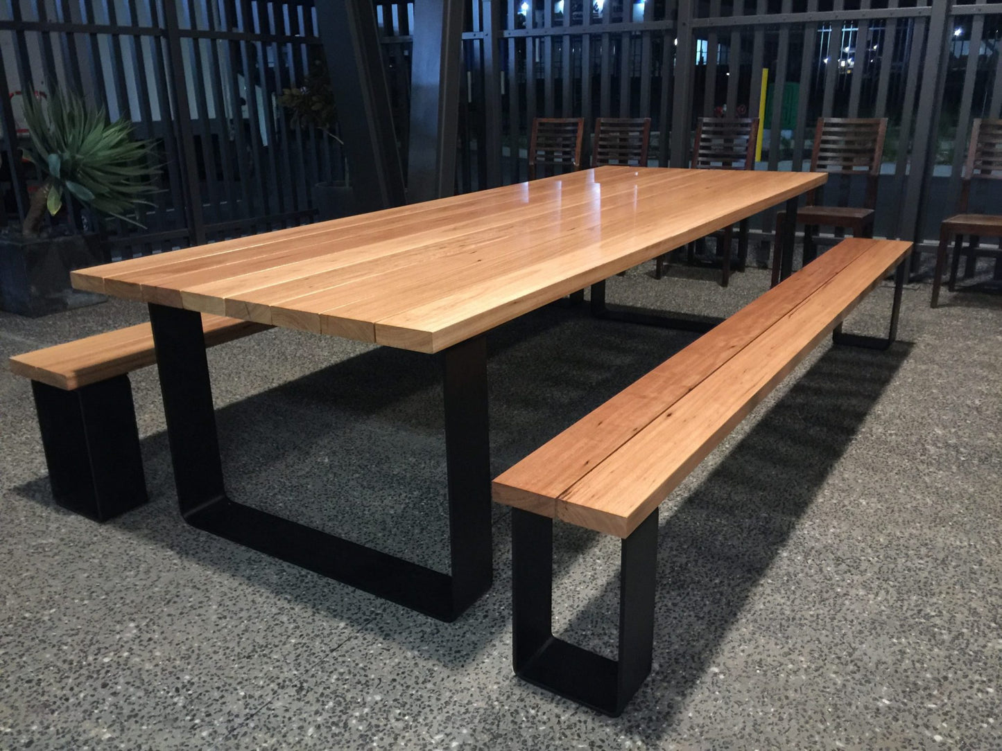 Ultimate outdoor king dining table